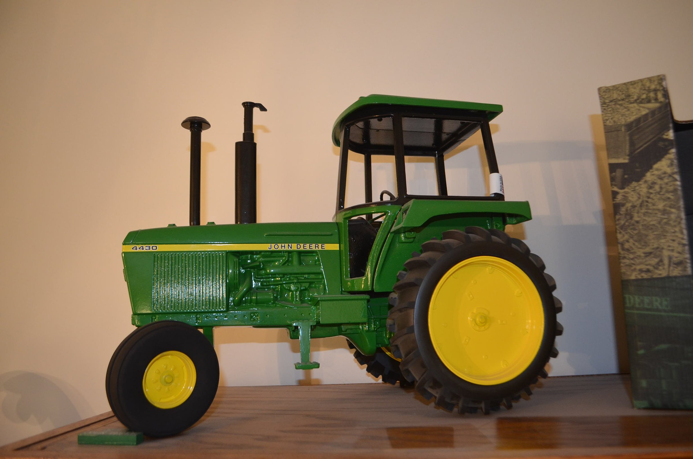 Property photo 76 - PERSONAL PROPERTY ANTIQUE & COLLECTIBLES AUCTION IN DEKALB CO., INDIANA